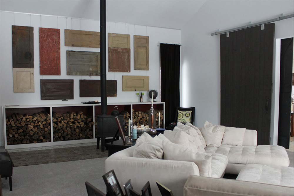 Pictures hung on the wall using the AS Picture hanging system